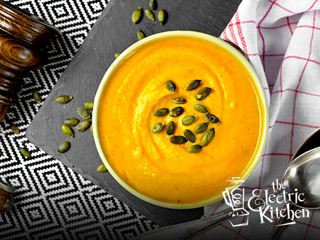 Kabocha soup and spicy pumpkin seeds
